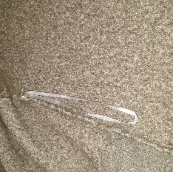 Athleta - Picture 9 of 9